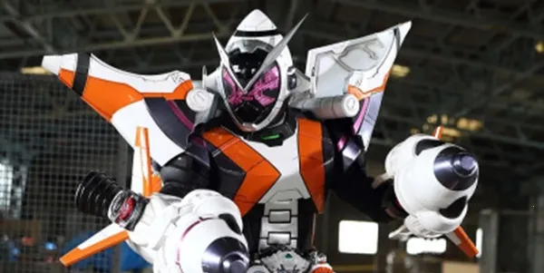 ������ʿ�۷�Ӣ��fourze���ذ�װ